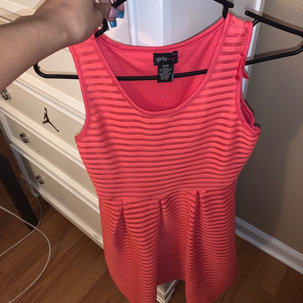 Dress - Picture 4 of 4